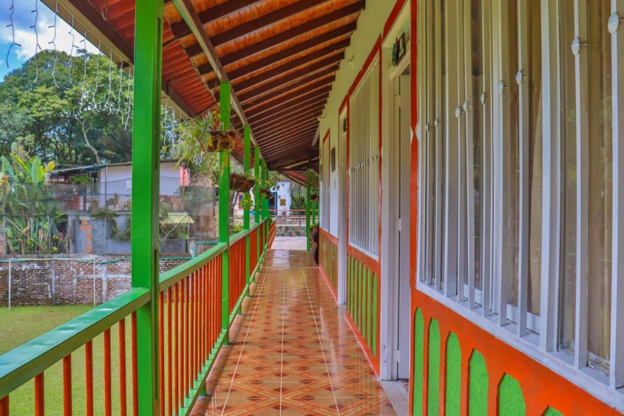 Luna Park Ecohotel Colibri Salento מראה חיצוני תמונה