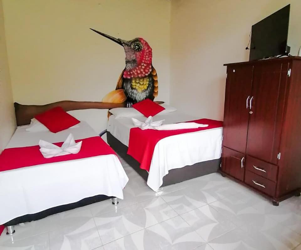 Luna Park Ecohotel Colibri Salento מראה חיצוני תמונה