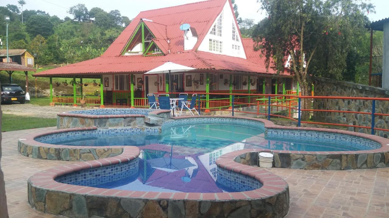 Luna Park Ecohotel Colibri Salento מראה חיצוני תמונה
